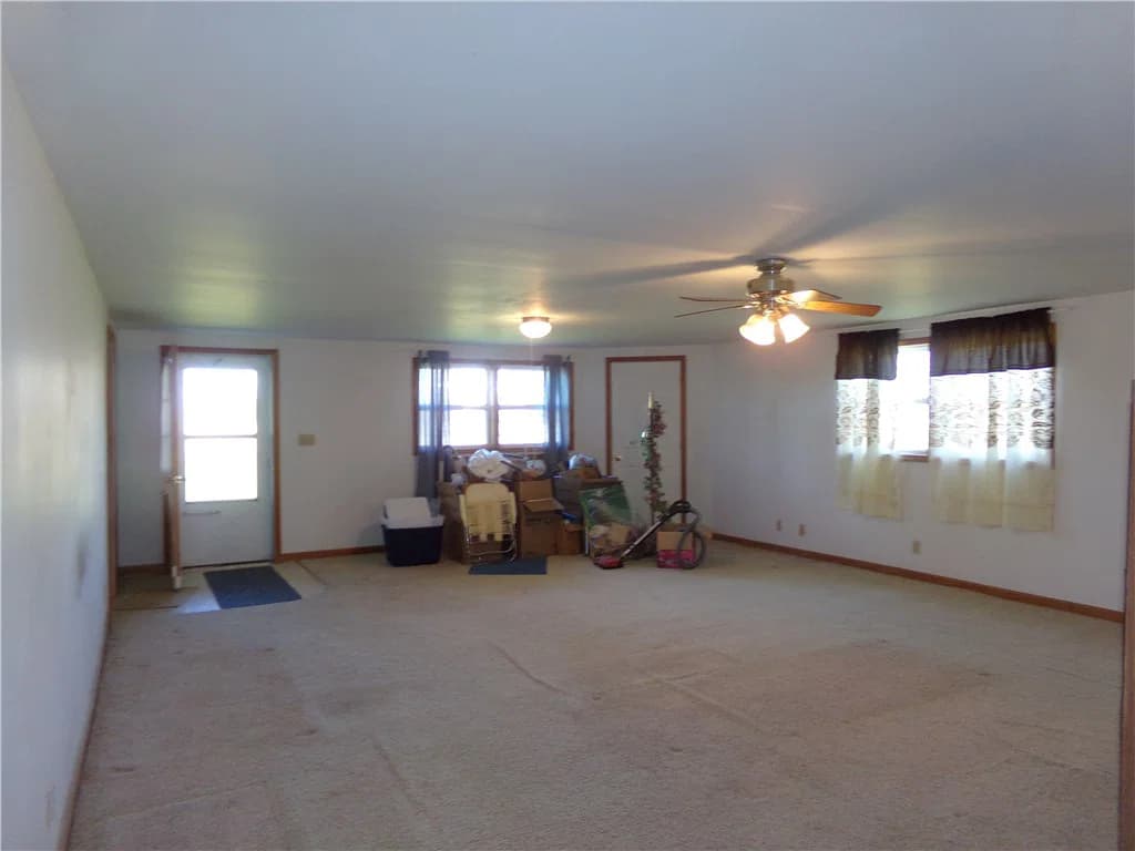 2405 E 1600th Avenue, Altamont — interior or exterior view, photo 5 of 23