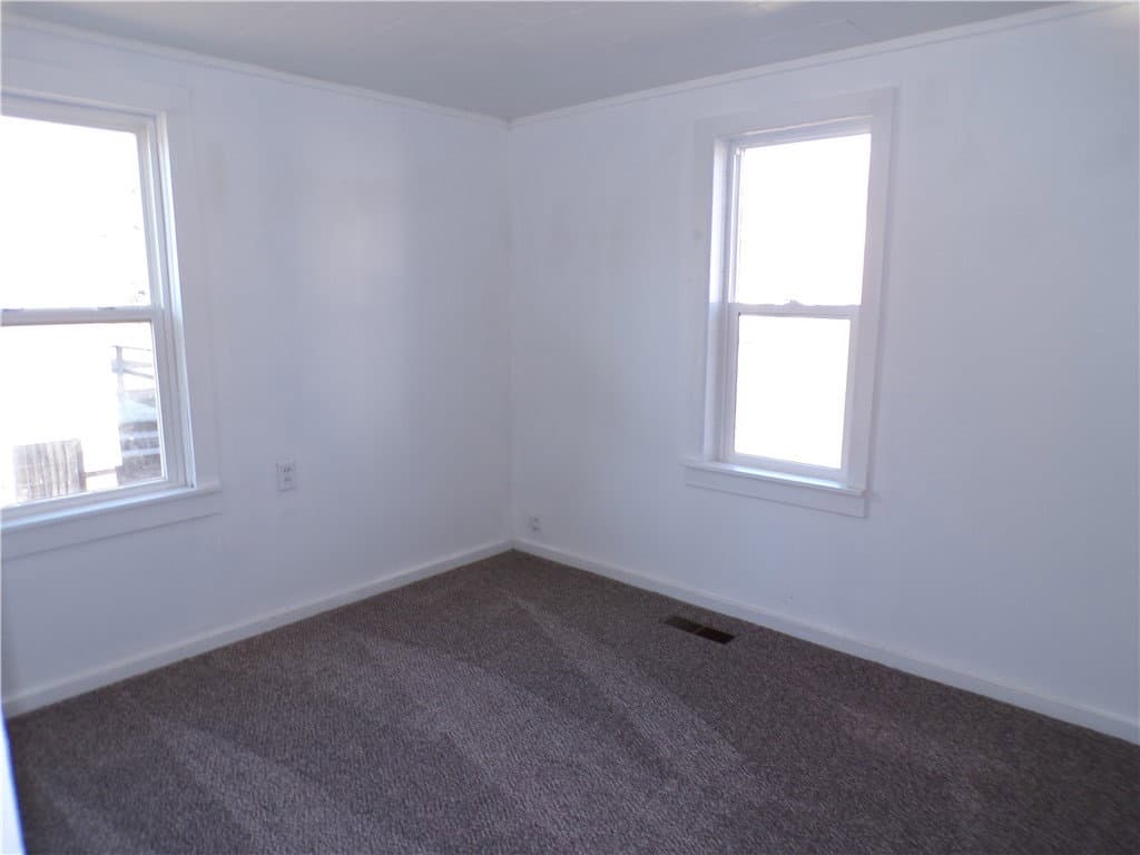 511 W South 10th Street, Shelbyville — interior or exterior view, photo 7 of 12