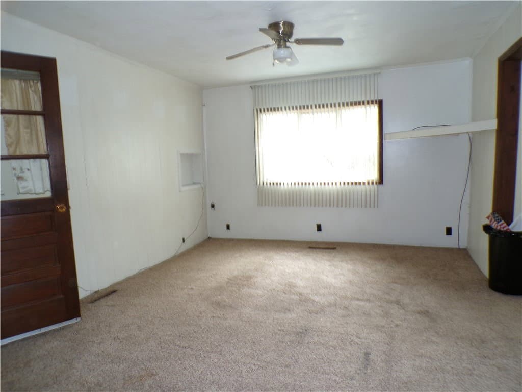 516 S 10th Street, Shelbyville — interior or exterior view, photo 6 of 15