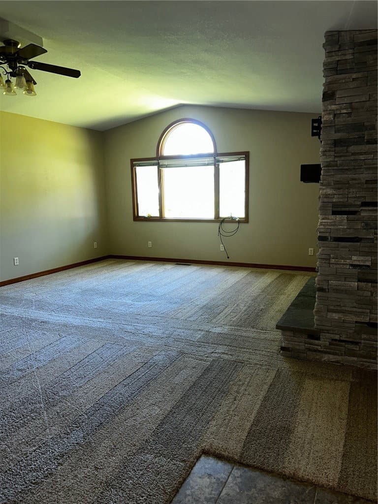 1509 W North First Street, Shelbyville — interior or exterior view, photo 7 of 19