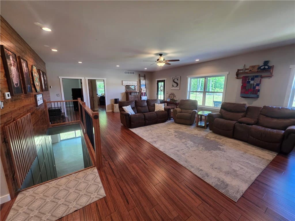 3082 E 300 North Road, Stewardson — interior or exterior view, photo 4 of 40