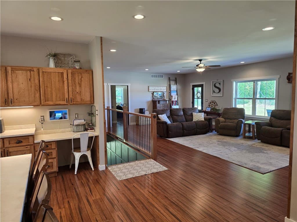 3082 E 300 North Road, Stewardson — interior or exterior view, photo 6 of 40