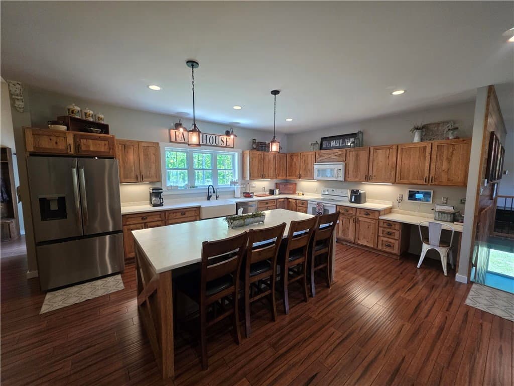 3082 E 300 North Road, Stewardson — interior or exterior view, photo 7 of 40