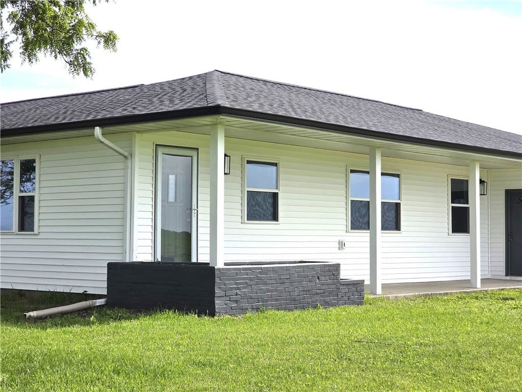 15960 N County Road 000E, Arthur — interior or exterior view, photo 3 of 48