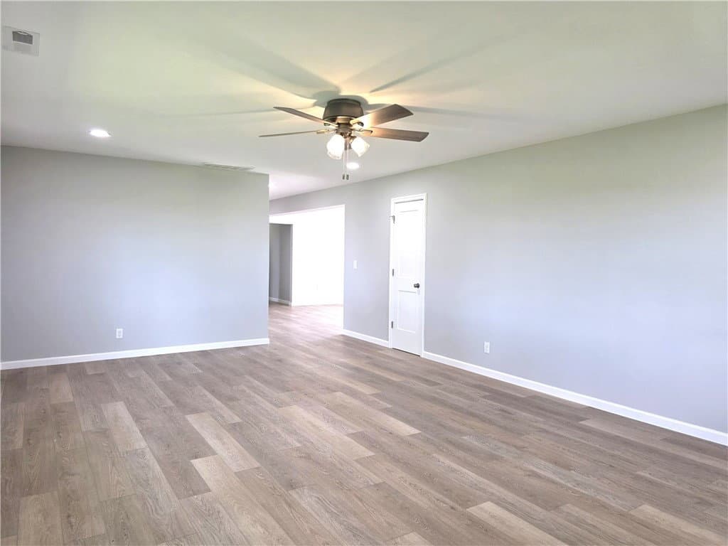 15960 N County Road 000E, Arthur — interior or exterior view, photo 5 of 48