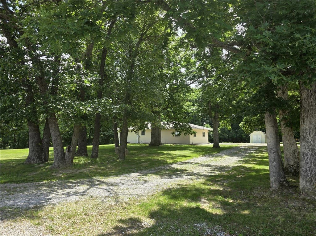 569 County Road 1225N, Sullivan — interior or exterior view, photo 2 of 35
