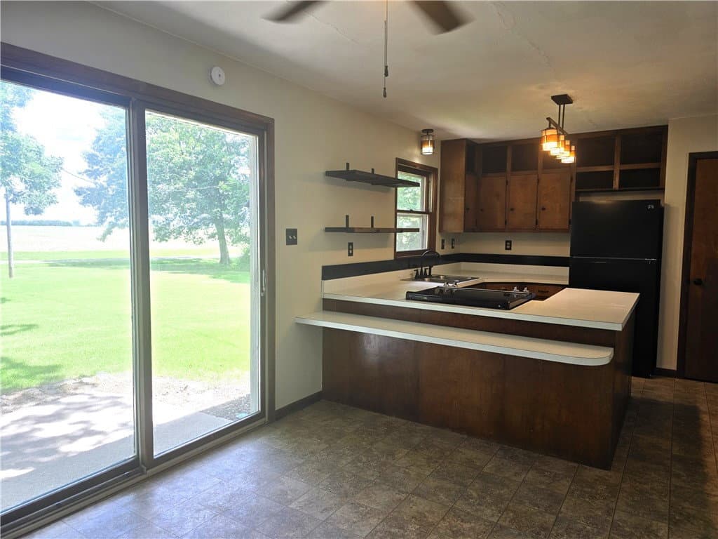 569 County Road 1225N, Sullivan — interior or exterior view, photo 7 of 35