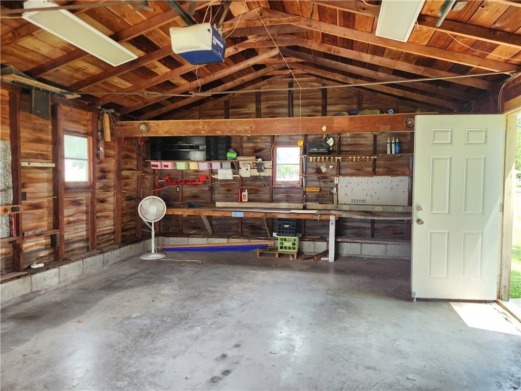 601 W North 5th Street, Shelbyville — interior or exterior view, photo 4 of 18