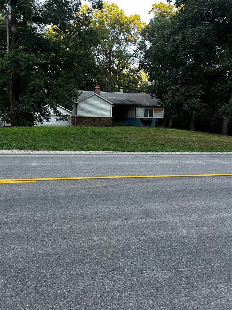 1172 State Highway 128 Highway, Shelbyville — interior or exterior view, photo 2 of 2