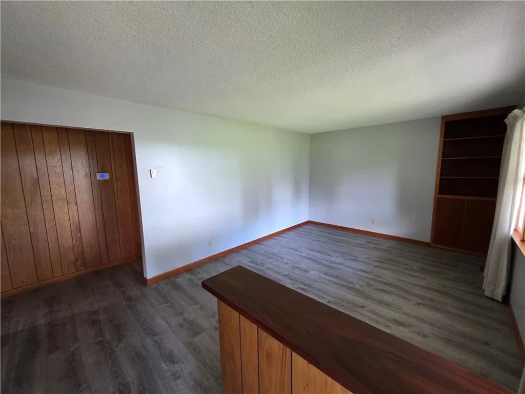 728 County Road 1675E, Sullivan — interior or exterior view, photo 5 of 28
