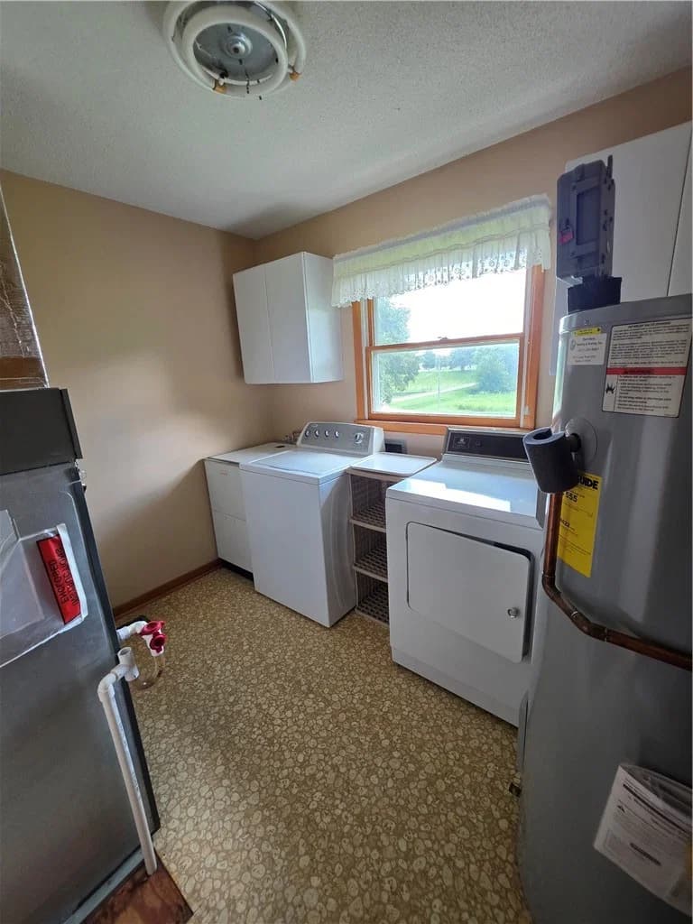 728 County Road 1675E, Sullivan — interior or exterior view, photo 7 of 28