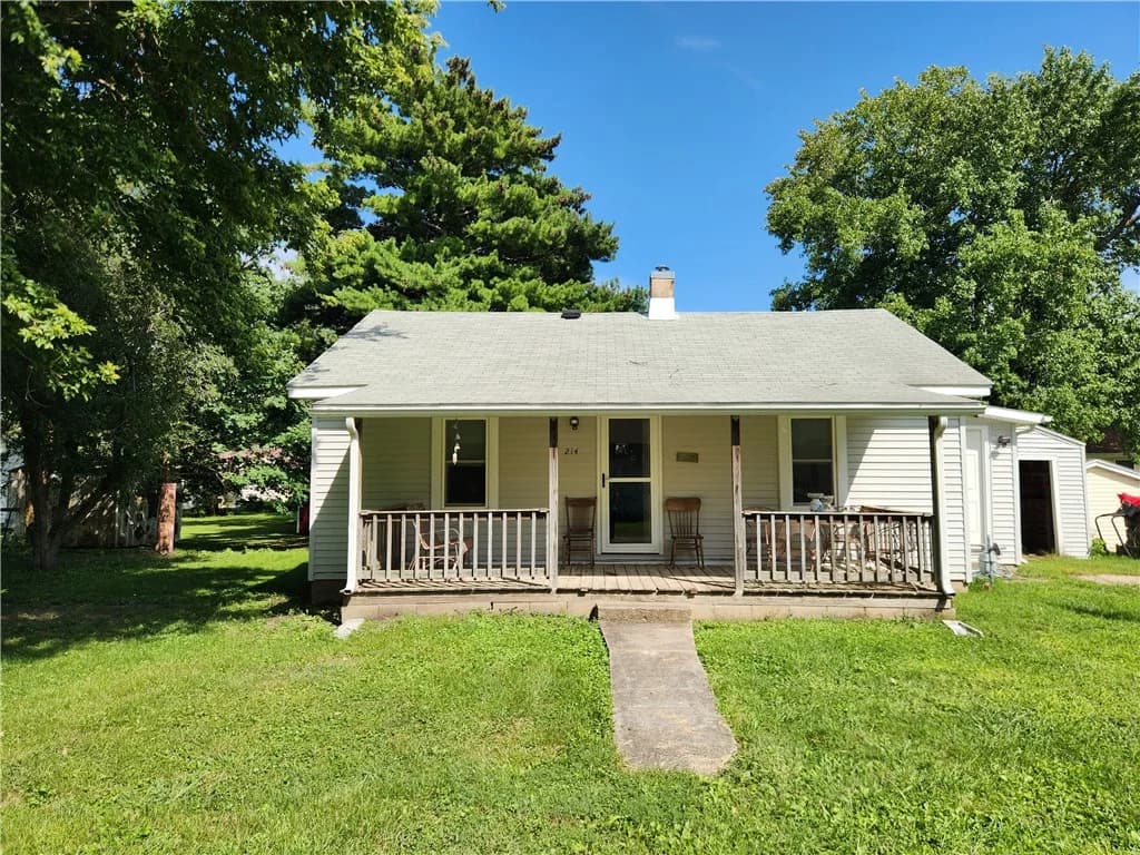 214 S Hale Street, Bethany — interior or exterior view, photo 3 of 22