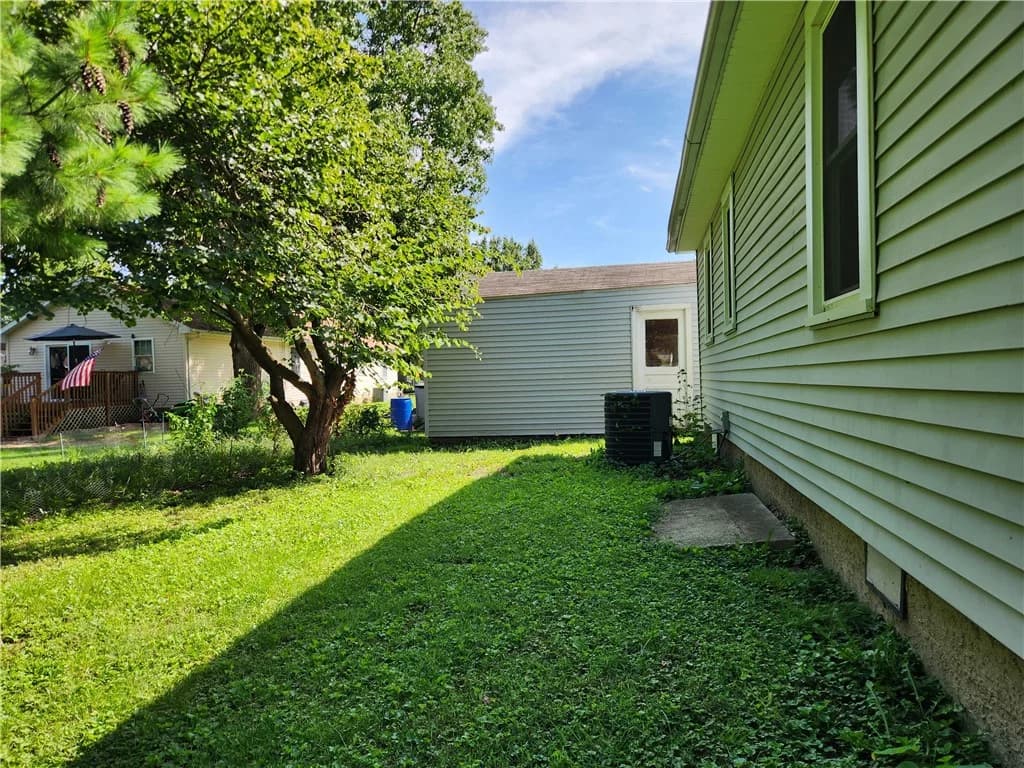 214 S Hale Street, Bethany — interior or exterior view, photo 5 of 22