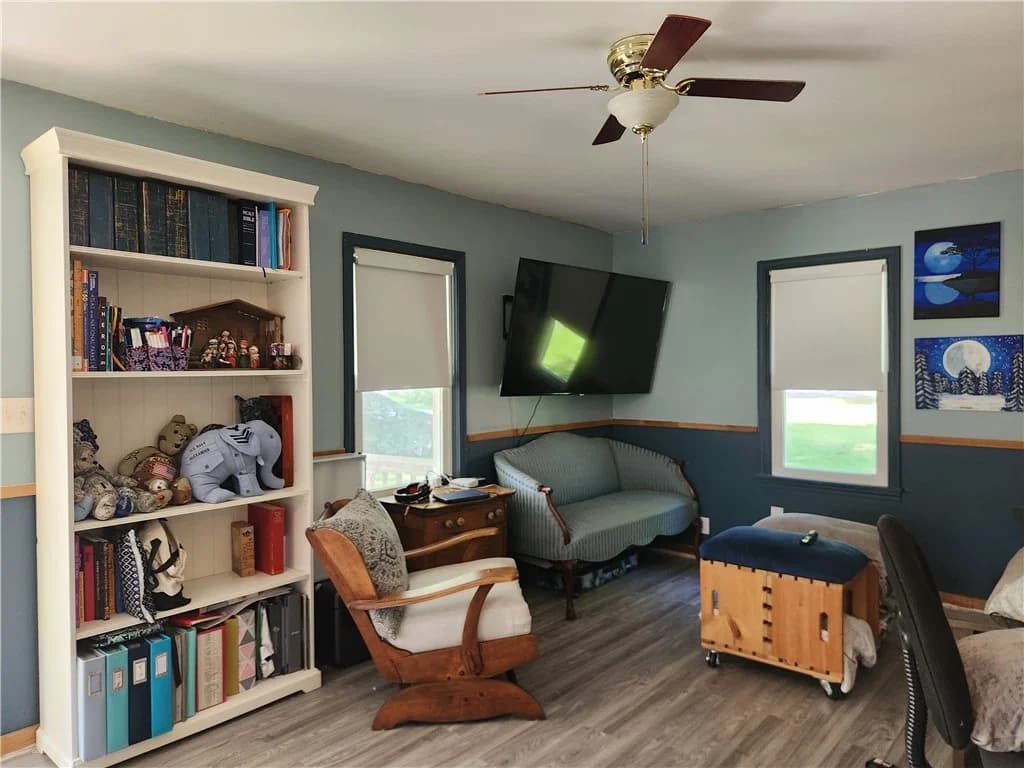 214 S Hale Street, Bethany — interior or exterior view, photo 8 of 22