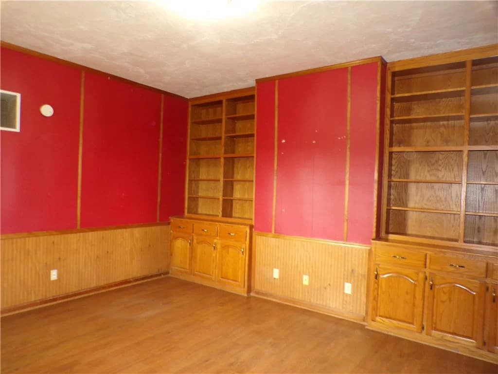 1175 N 2550 East Road, Strasburg — interior or exterior view, photo 7 of 18