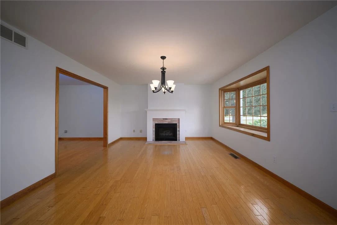 9020 E Emerald Drive, Effingham — interior or exterior view, photo 6 of 47